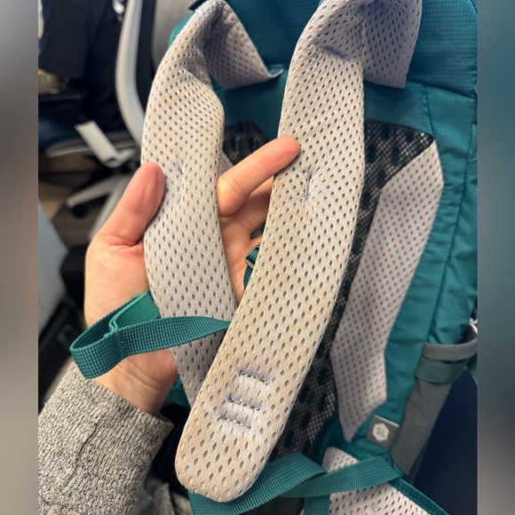 DeuterSpeed Lite 22 SL Pack Women's in Alpine Green Forest - Picture 15 of 15